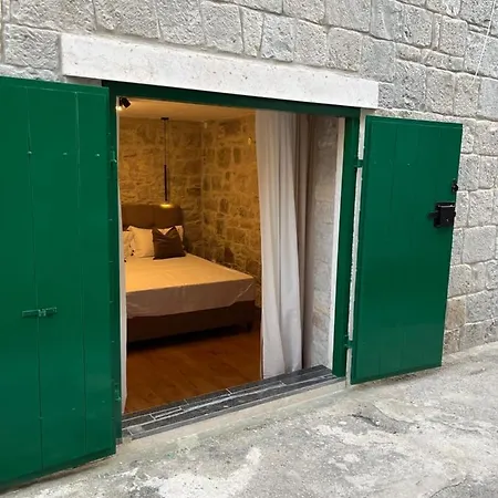 La Taberna Apartamento Kaštela
